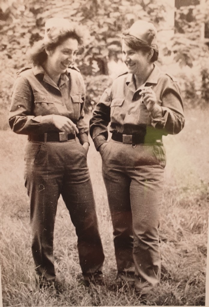 Cristina Saracu in armata